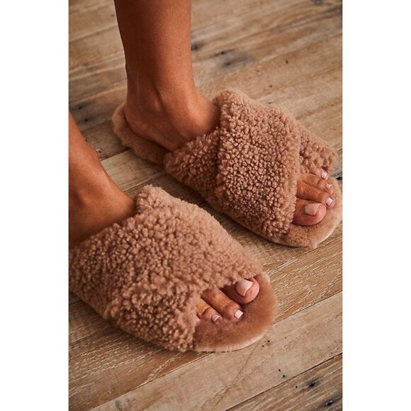 EMU x Free People Mayberry Teddy Cozy Slippers Size 5 - Picture 1 of 5